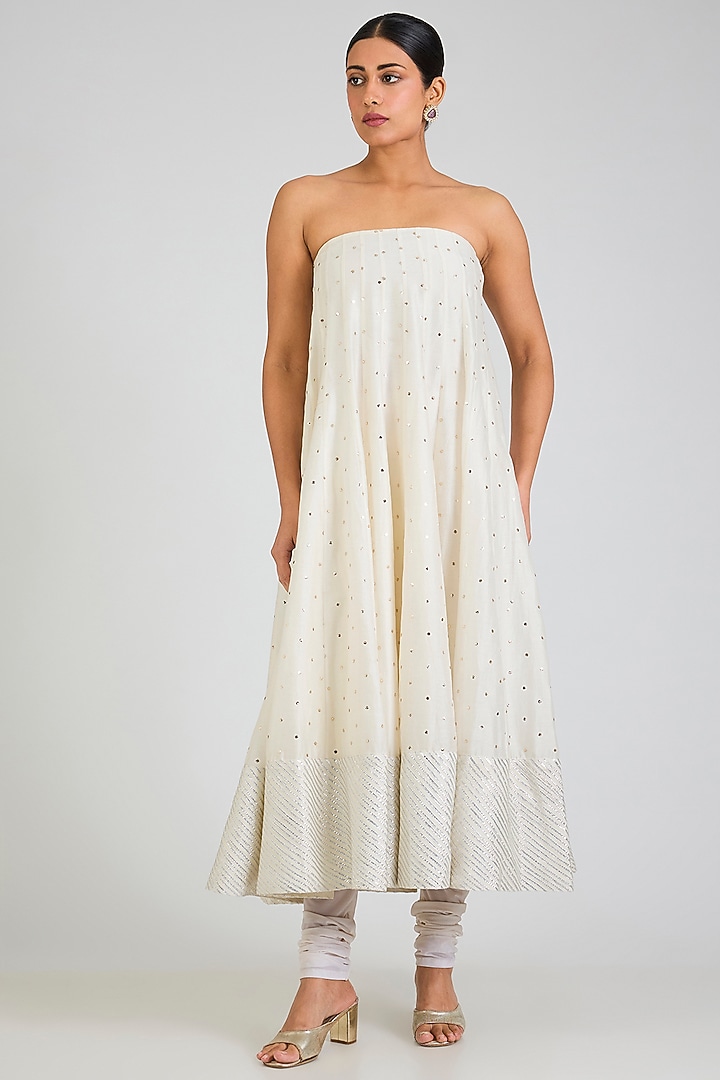 Off-White Silkmul Wedding Anarkali Set by Payal Singhal at Pernia's Pop Up Shop