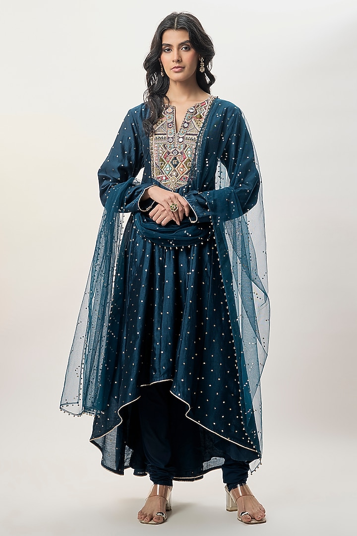 Navy Blue Mukaish Silkmul Embroidered Wedding Anarkali Set by Payal Singhal at Pernia's Pop Up Shop