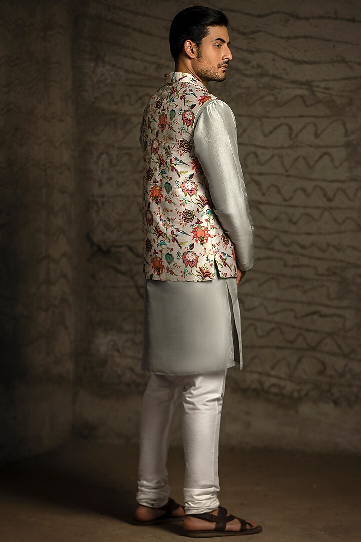 Off-White Dupion Silk Floral Printed Bundi Jacket Set by Payal Singhal Men at Pernia's Pop Up Shop
