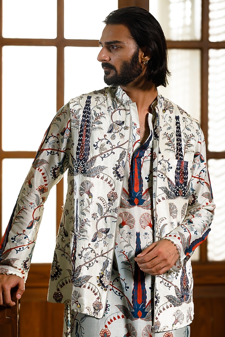 Blue Velvet Printed & Embroidered Bundi Jacket Set by Payal Singhal Men at Pernia's Pop Up Shop