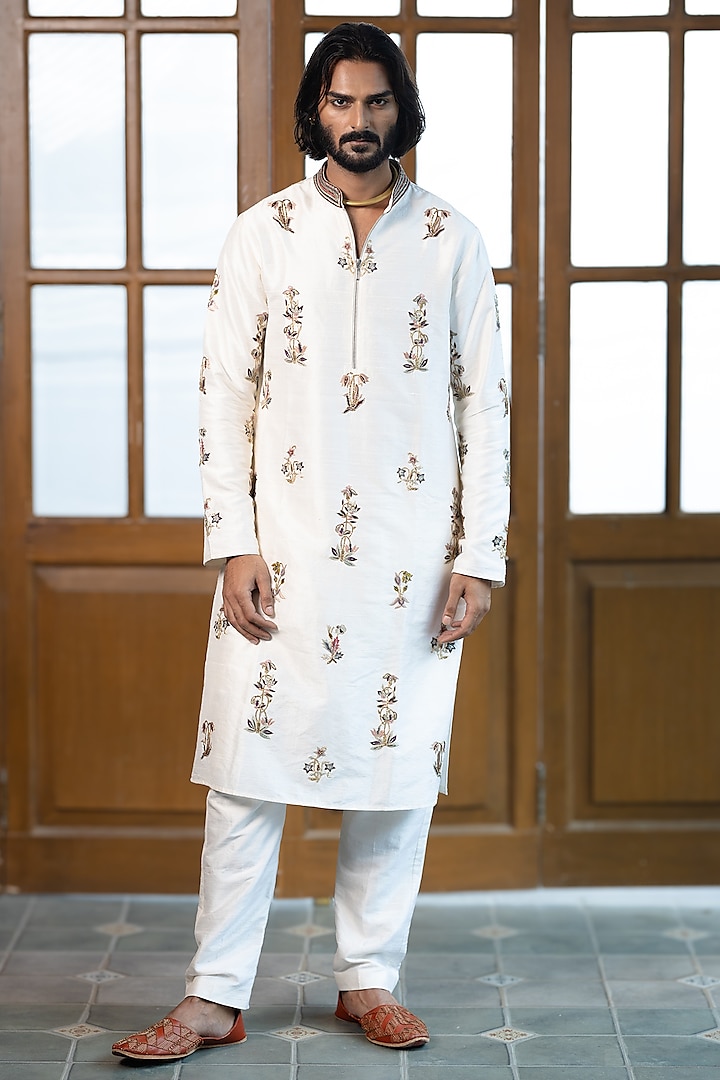 Off-White Dupion Silk Embroidered Kurta Set by Payal Singhal Men