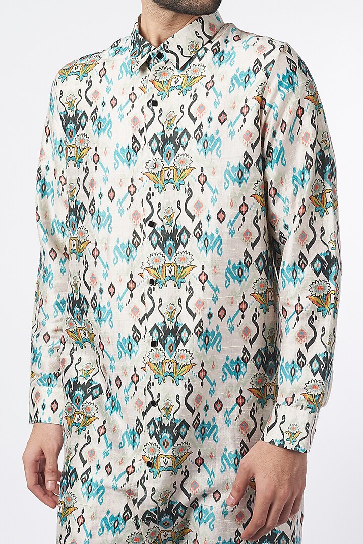 White Printed Shirt Kurta Set by Payal Singhal Men at Pernia's Pop Up Shop