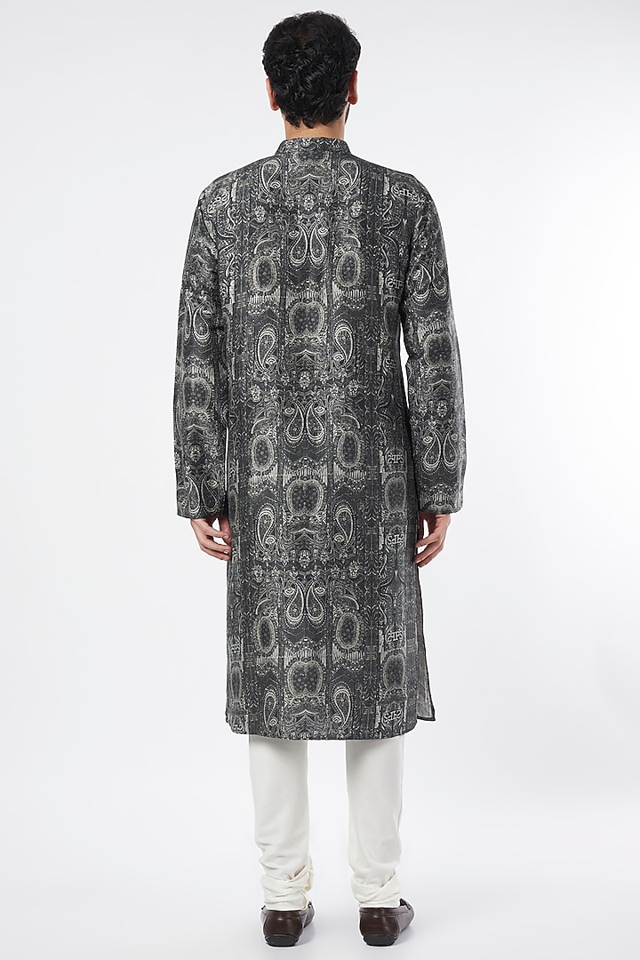 Black Printed Kurta Set by Payal Singhal Men at Pernia's Pop Up Shop