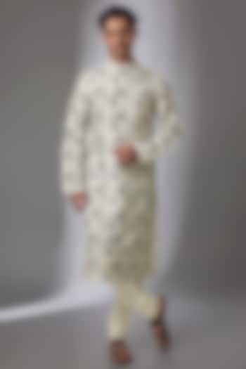 Off-White Silk Kurta Set by Payal Singhal Men at Pernia's Pop Up Shop