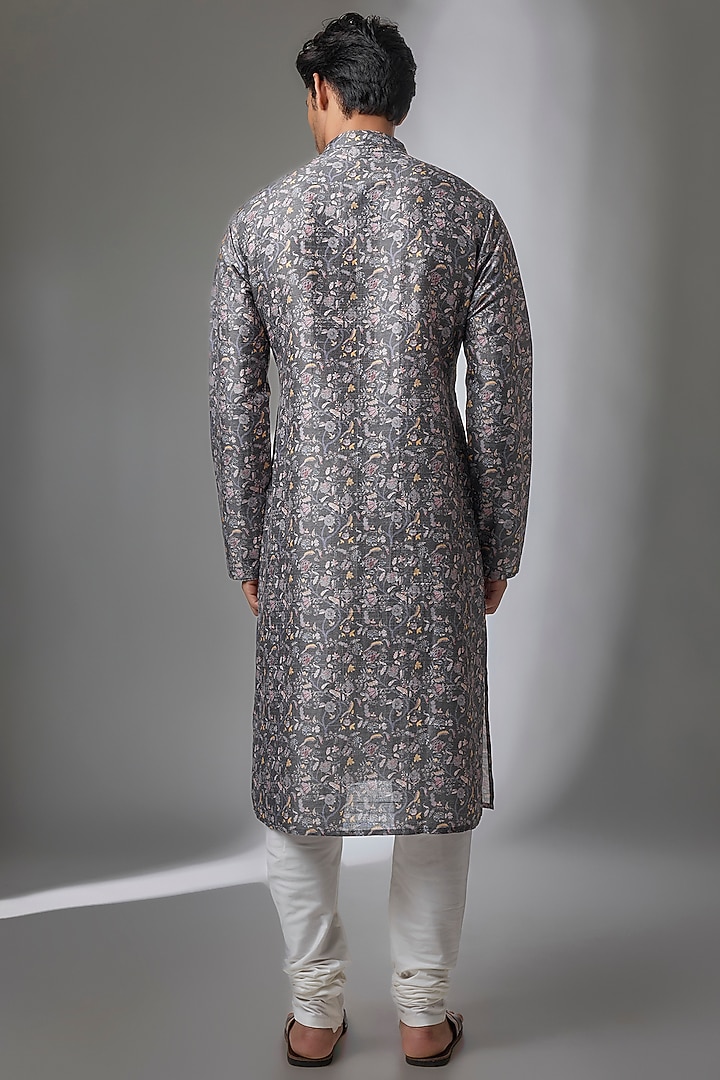 Grey Silk Kurta Set by Payal Singhal Men at Pernia's Pop Up Shop