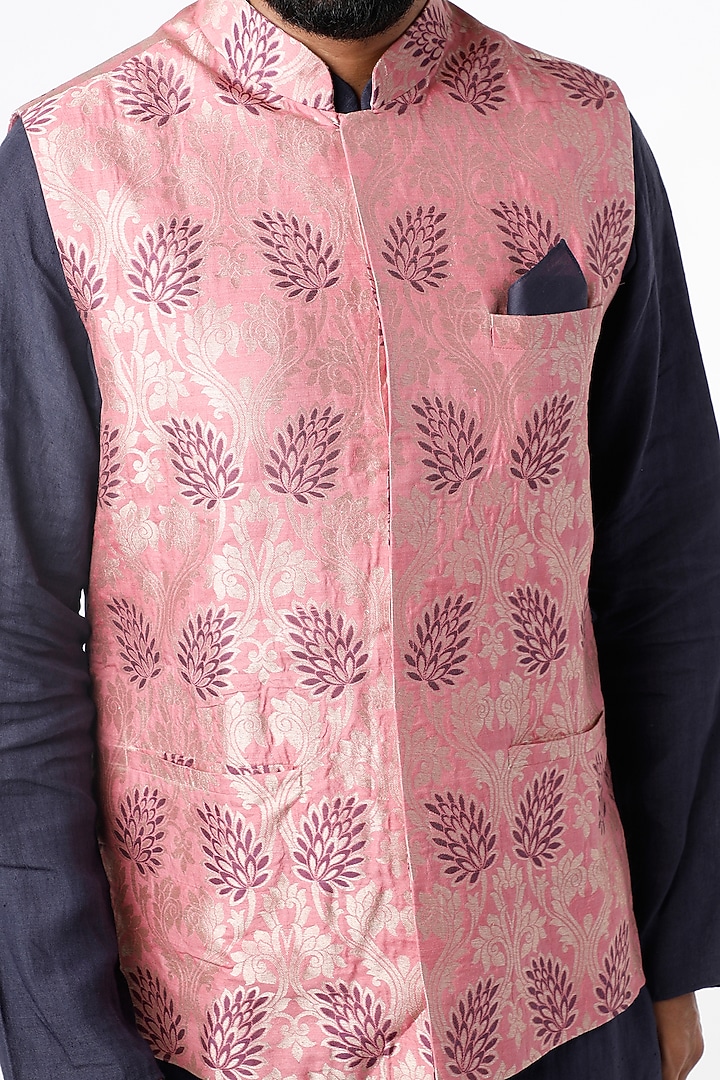 Pink Banarasi Brocade Bundi Jacket Set by Payal Singhal Men at Pernia's Pop Up Shop