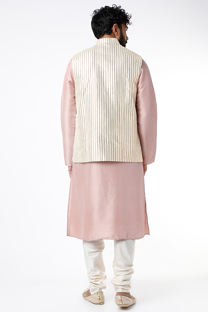 Rose Pink Kurta Set With Off White Bundi Jacket by Payal Singhal Men at Pernia's Pop Up Shop