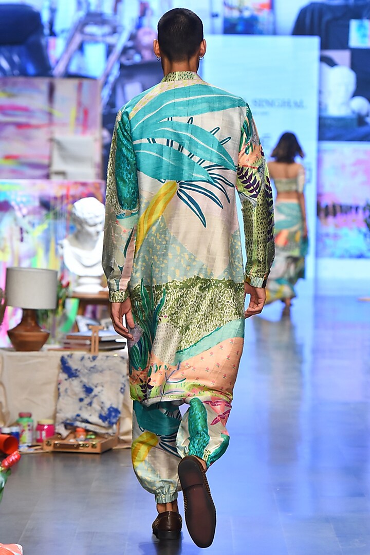 Green Dupion Silk Tropical Printed Kurta Set by Payal Singhal Men at Pernia's Pop Up Shop
