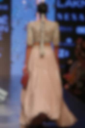 Dusky Rose Embroidered Bridal Lehenga Skirt With Blouse by Payal Singhal at Pernia's Pop Up Shop