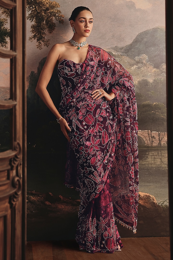 Maroon Net Embellished Wedding Saree Set by Payal & Zinal at Pernia's Pop Up Shop