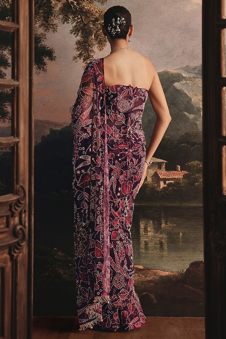 Maroon Net Embellished Wedding Saree Set by Payal & Zinal at Pernia's Pop Up Shop