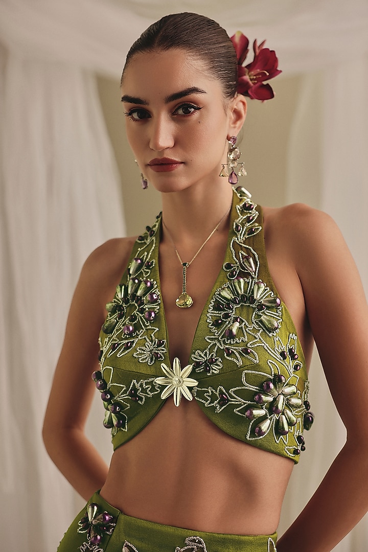 Olive Green Gajji Silk Floral Embroidered Slit Skirt Set by Payal & Zinal at Pernia's Pop Up Shop