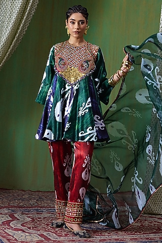 Multi-Colored Gajji Ikat Printed Short Kurta Set by Payal & Zinal