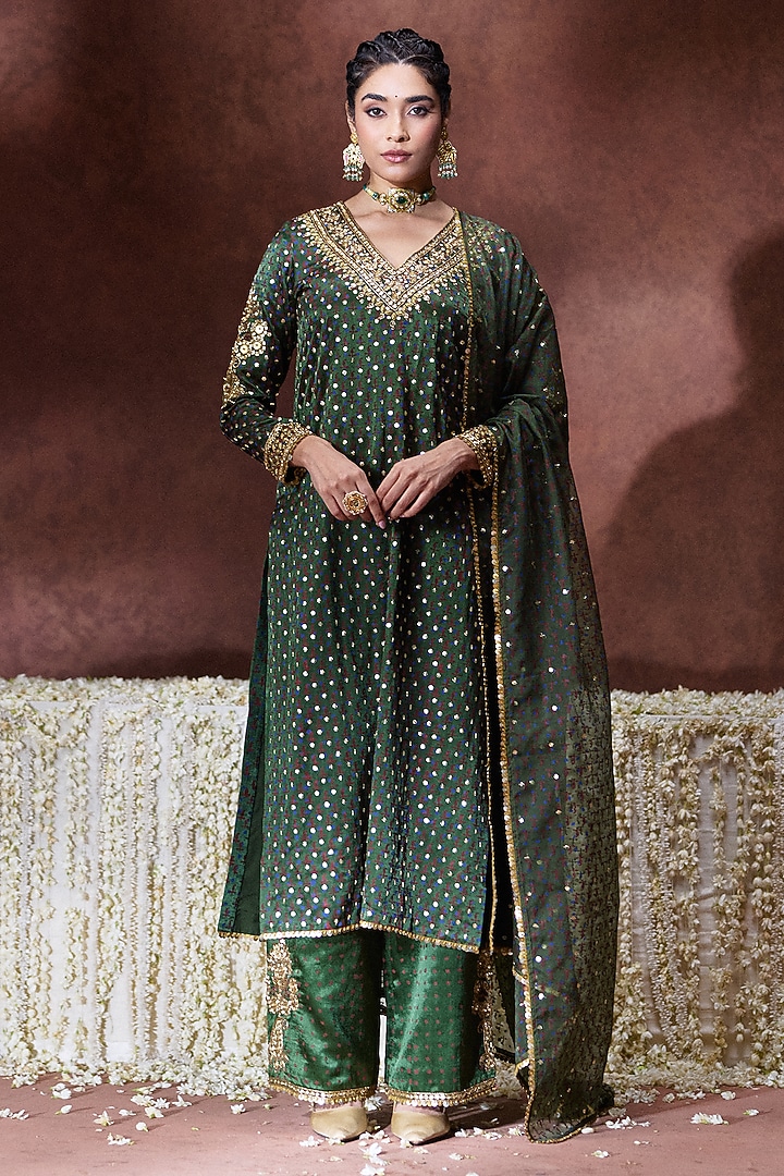 Olive Green Gajji Embellished Kurta Set by Payal & Zinal at Pernia's Pop Up Shop
