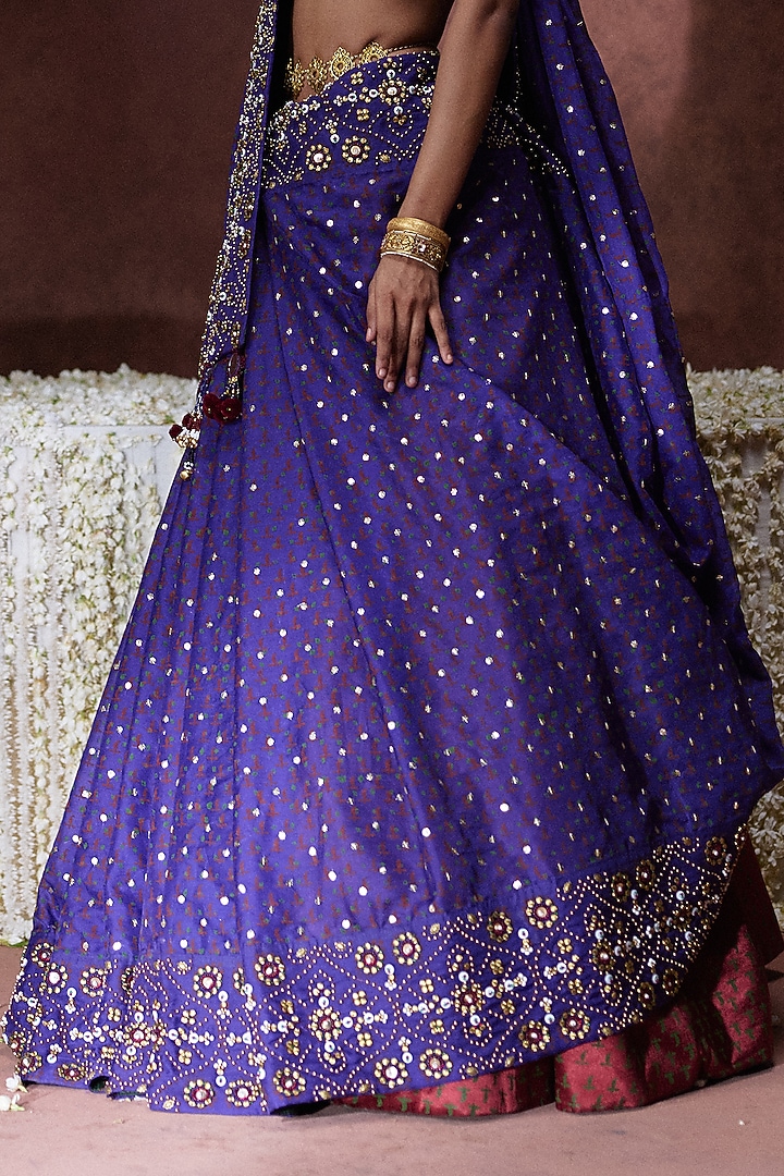 Maroon Gajji Embroidered Wedding Lehenga Set by Payal & Zinal at Pernia's Pop Up Shop