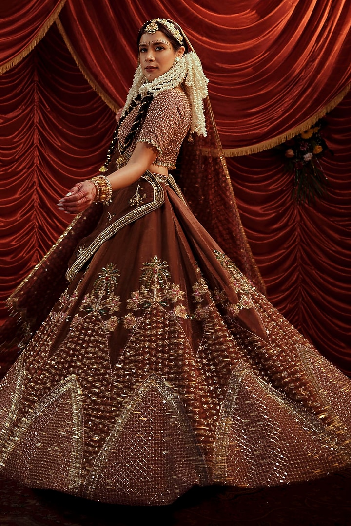 Caramel Brown Velvet Embellished Bridal Lehenga Set by Payal & Zinal at Pernia's Pop Up Shop