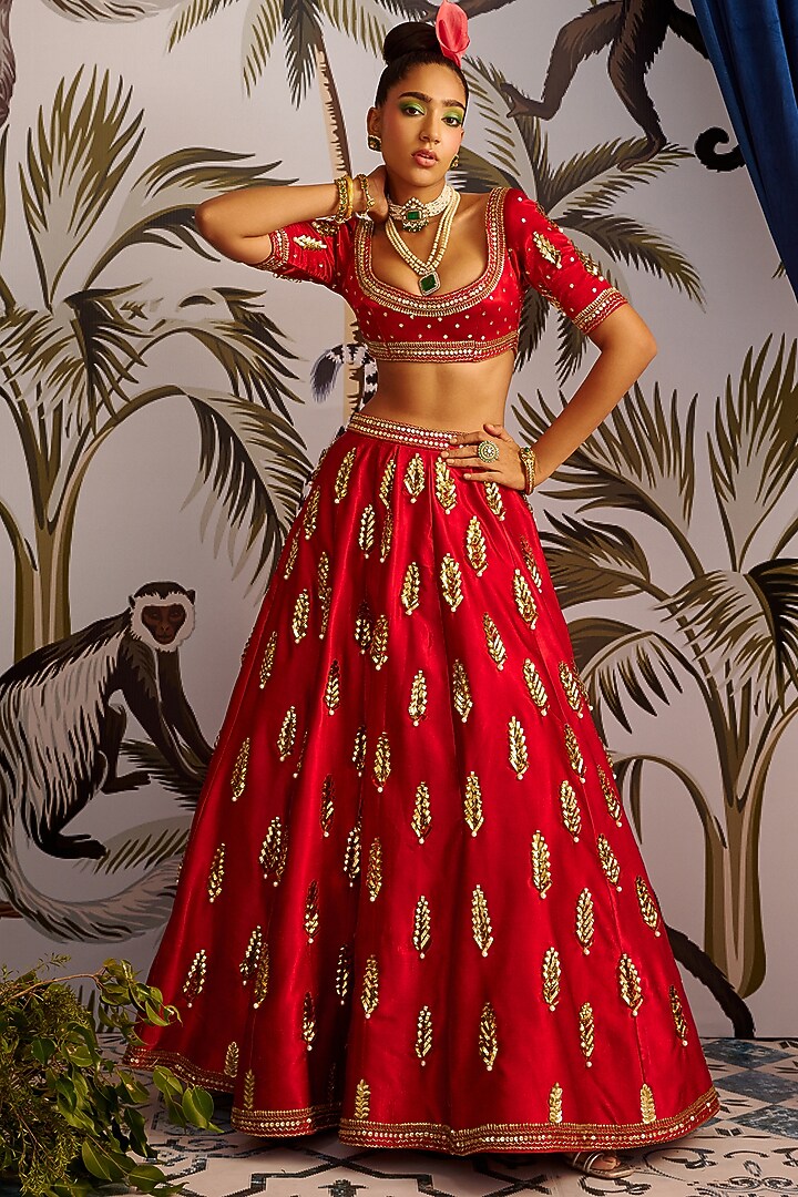 Red Hand Embroidered Wedding Lehenga Set by Payal & Zinal at Pernia's Pop Up Shop