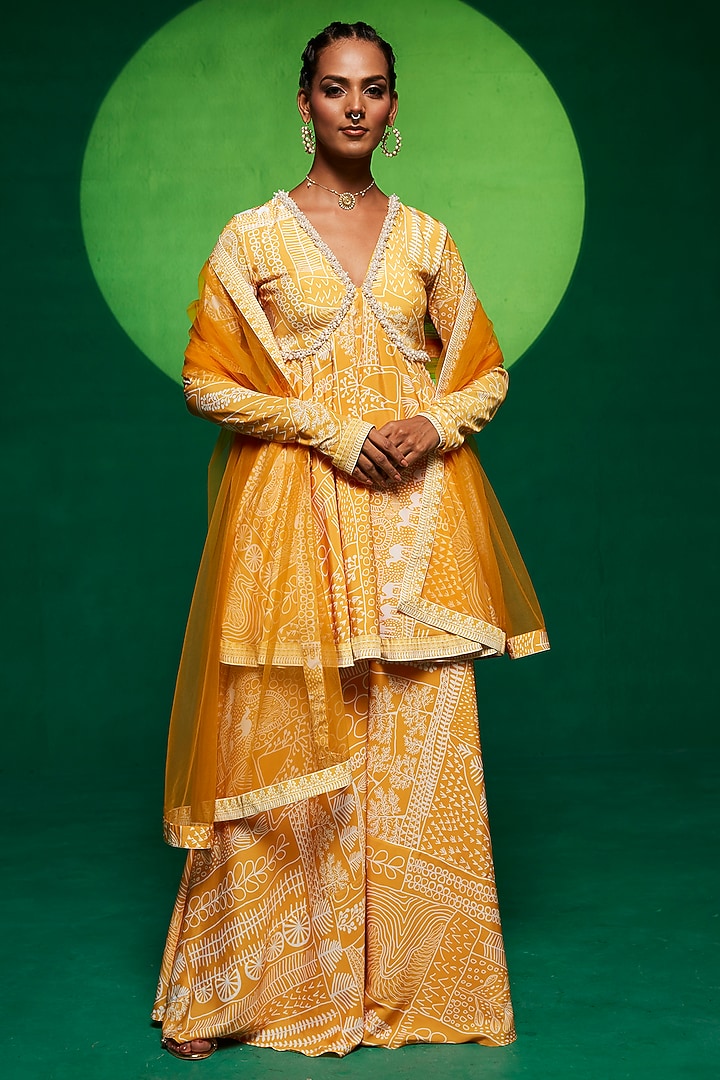 Yellow French Crepe Pearl Embellished Kurta Set by Payal & Zinal at Pernia's Pop Up Shop