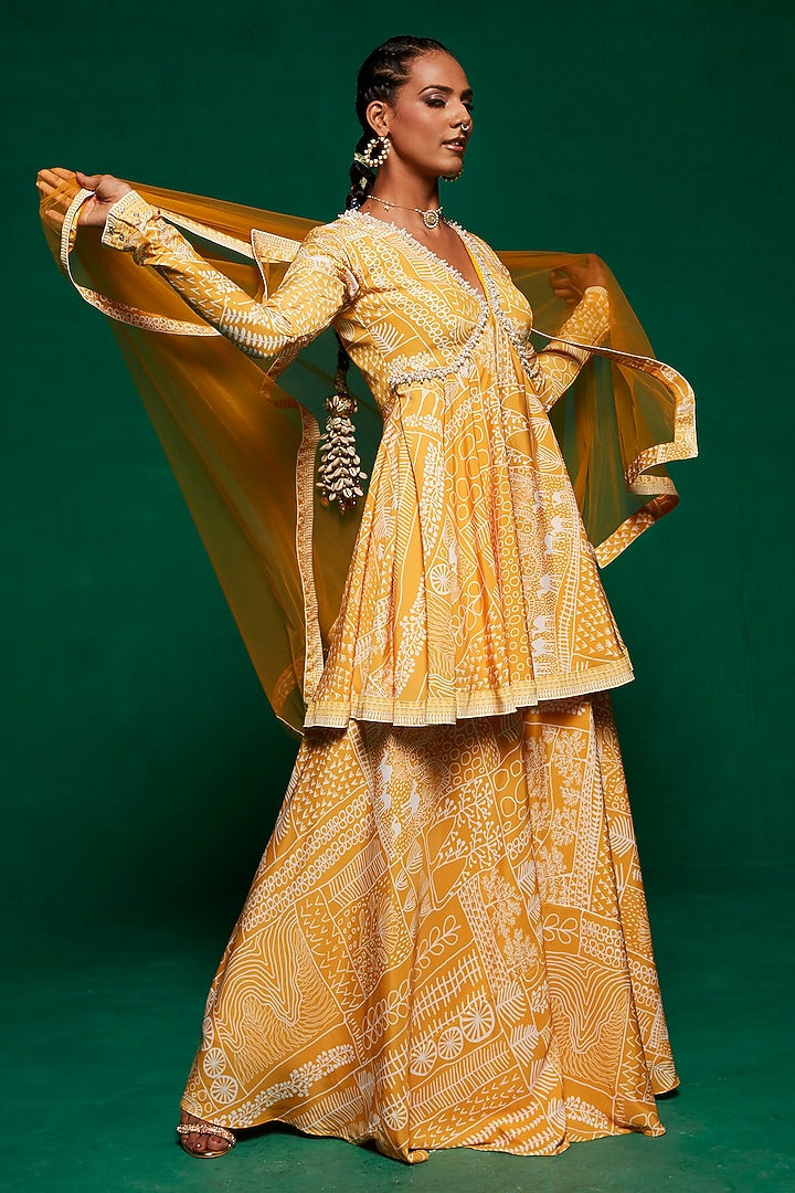 Yellow French Crepe Pearl Embellished Kurta Set by Payal & Zinal at Pernia's Pop Up Shop