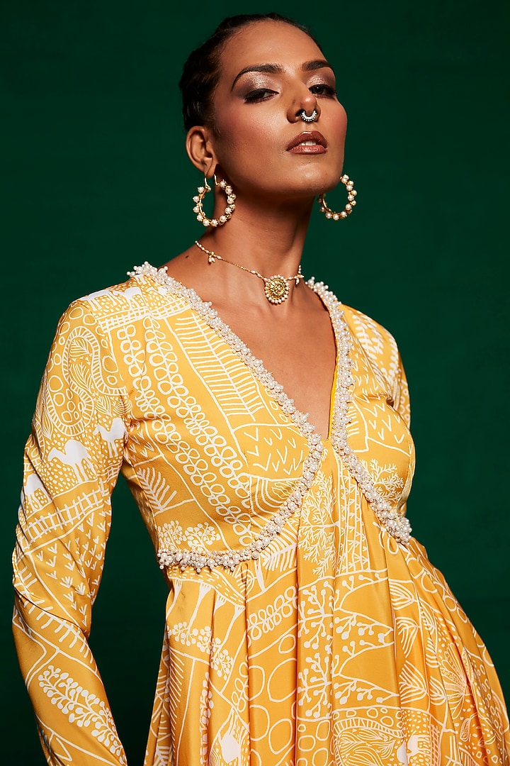 Yellow French Crepe Pearl Embellished Kurta Set by Payal & Zinal at Pernia's Pop Up Shop