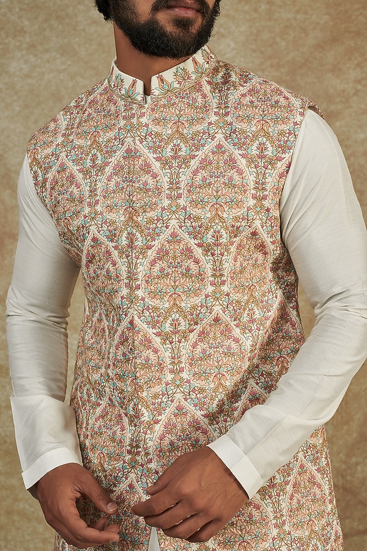 Ivory Kashmiri Embroidered Bundi Jacket With Kurta Set by Qbik Men at Pernia's Pop Up Shop