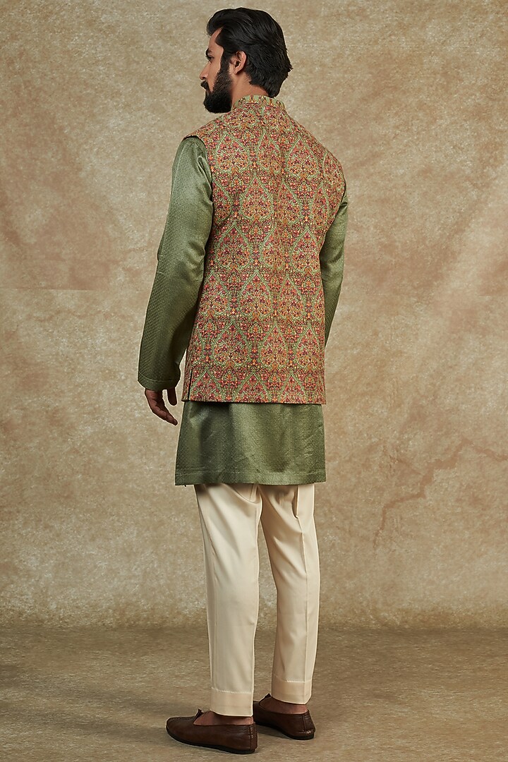 Green Kashmiri Embroidered Bundi Jacket Set by Qbik Men at Pernia's Pop Up Shop