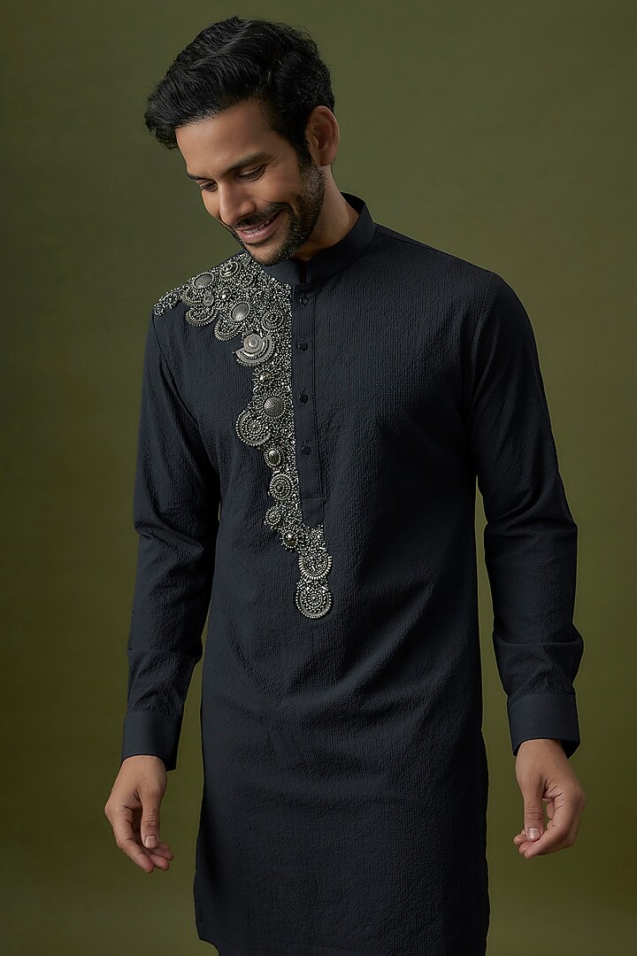 Navy Seerscuker Hand Embrodiered Kurta Set by Qbik Men at Pernia's Pop Up Shop