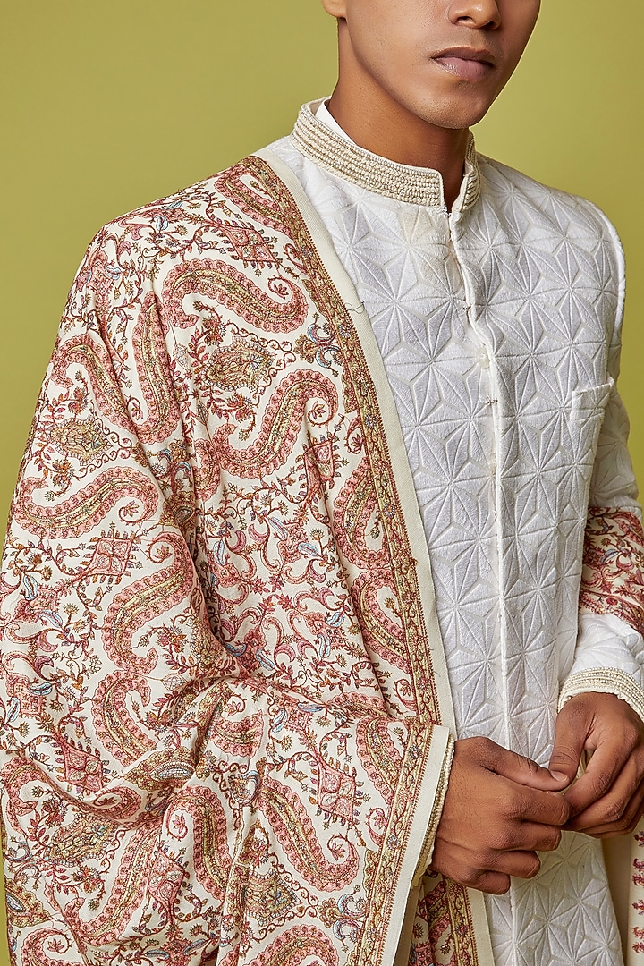 Off-White Wool Embroidered Stole by Qbik Men at Pernia's Pop Up Shop