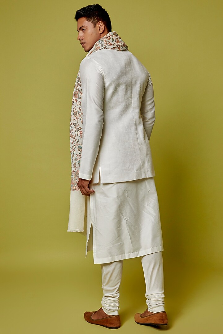 White Matka Cotton Bundi Jacket With Kurta Set by Qbik Men at Pernia's Pop Up Shop
