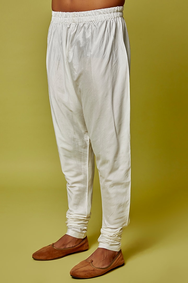 White Matka Cotton Bundi Jacket With Kurta Set by Qbik Men at Pernia's Pop Up Shop