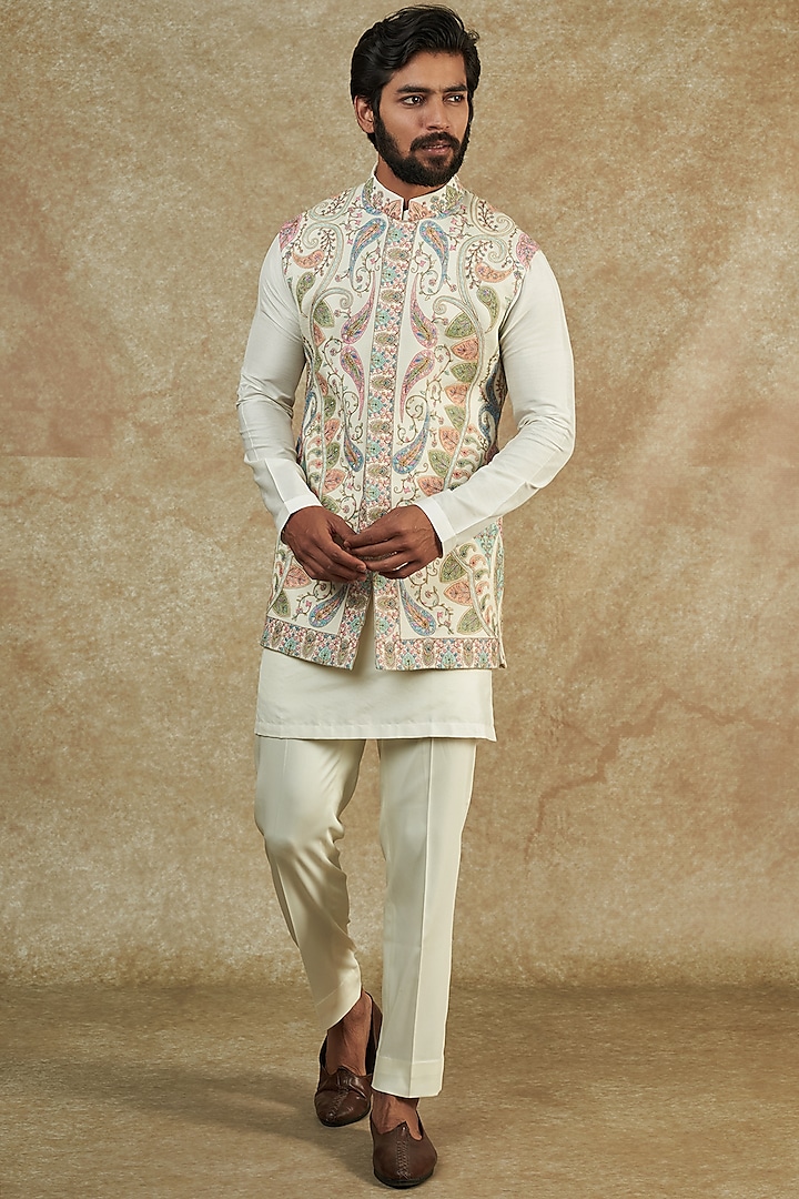 Ivory Kashmiri Embroidered Bundi Jacket With Kurta Set by Qbik Men