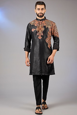 Black Matka Cotton Kashmiri Patchwork Kurta Set by Qbik Men at Pernia's ...