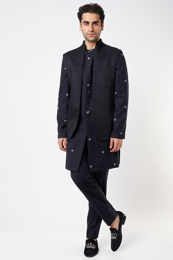 Blue Embroidered Kurta Set With Bundi Jacket by Qbik Men at Pernia's Pop Up Shop