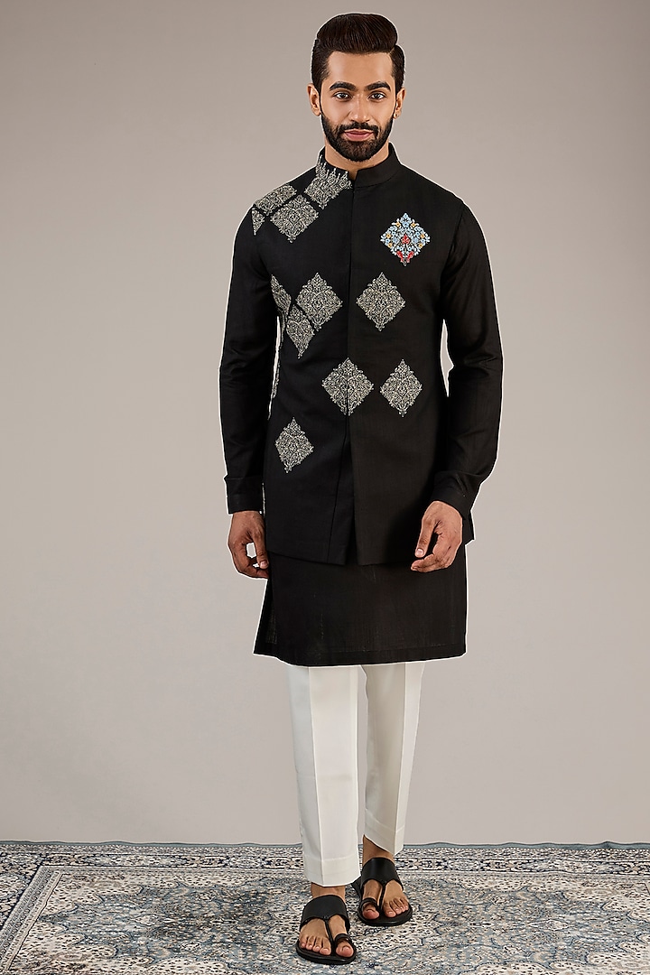 Black Cotton Matka Kashmiri Motif Embroidered Nehru Jacket Set by Qbik Men at Pernia's Pop Up Shop