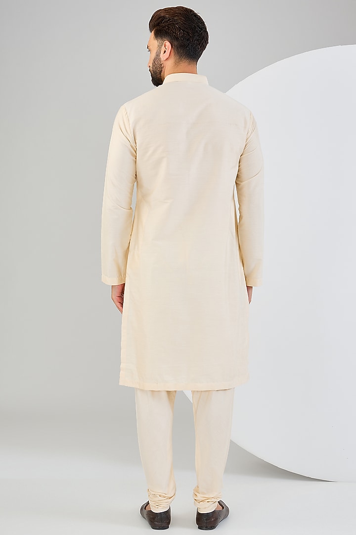 Peach Silk Hand Embroidered Groom Sherwani Set by Qbik Men at Pernia's Pop Up Shop