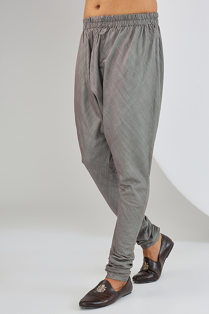 Grey Cotton Matka Embellished Kurta Set by Qbik Men at Pernia's Pop Up Shop