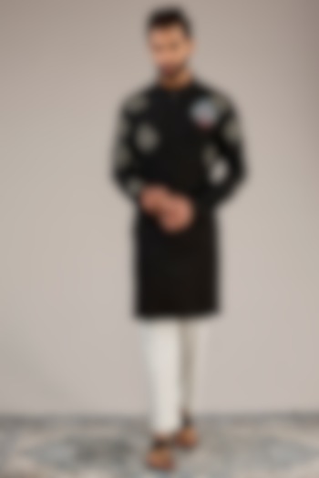 Black Cotton Matka Motif Embroidered Kurta Set by Qbik Men at Pernia's Pop Up Shop
