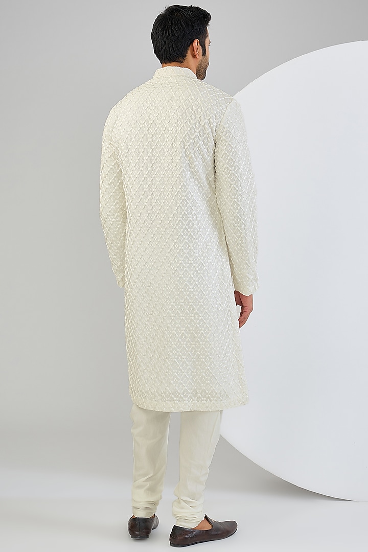 Ivory Silk Thread Embroidered Kurta Set by Qbik Men at Pernia's Pop Up Shop
