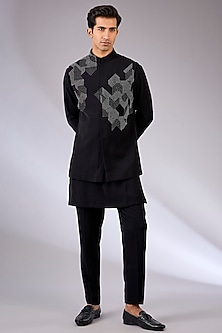product-color-Black