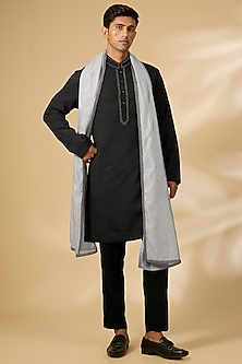 product-color-Black