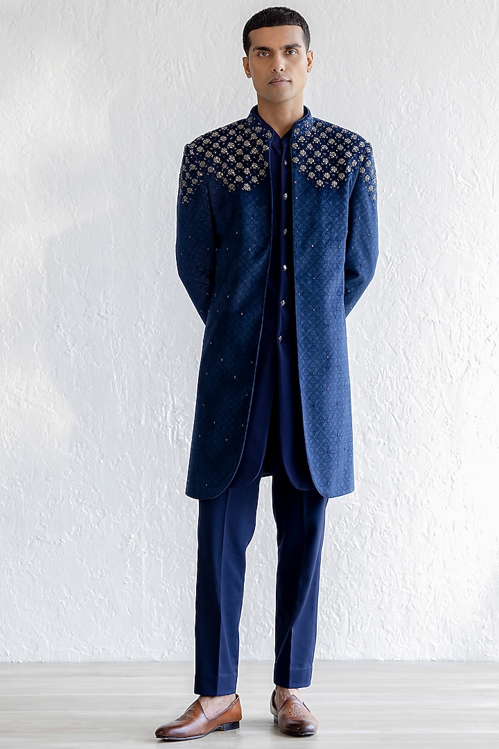 Navy Blue Embossed Velvet Embroidered Indo-Western Set by Qbik Men at Pernia's Pop Up Shop