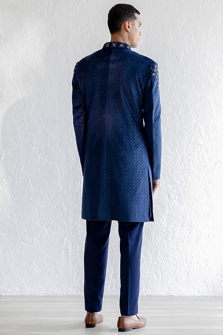 Navy Blue Embossed Velvet Embroidered Indo-Western Set by Qbik Men at Pernia's Pop Up Shop