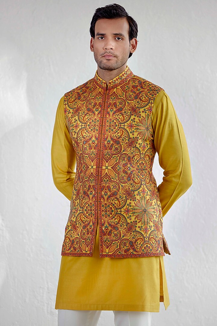 Yellow Kashmiri Embroidered Nehru Jacket Set by Qbik Men at Pernia's Pop Up Shop