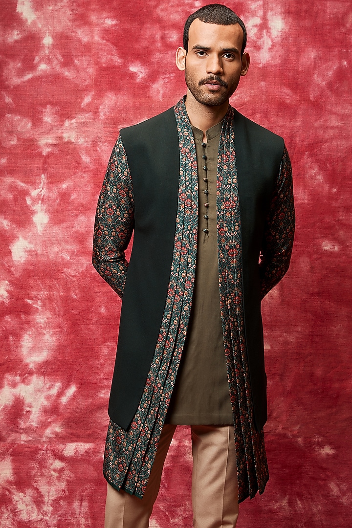 Bottle Green Wedding Indowestern Set
by Qbik Men at Pernia's Pop Up Shop
