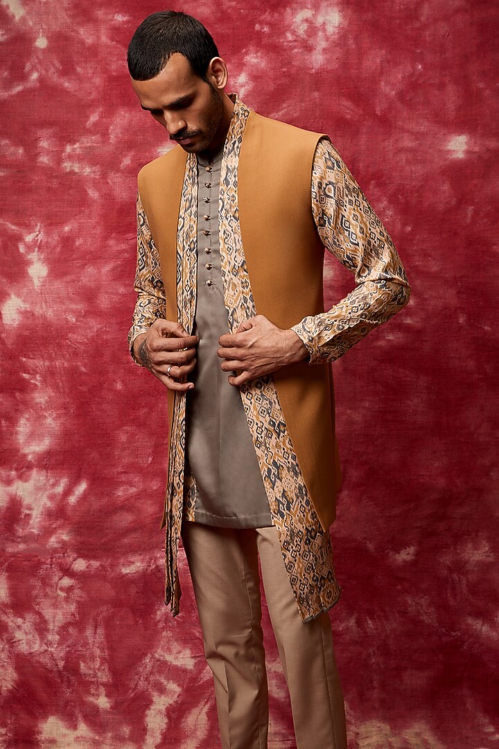 Mustard Wedding Indowestern Set by Qbik Men at Pernia's Pop Up Shop