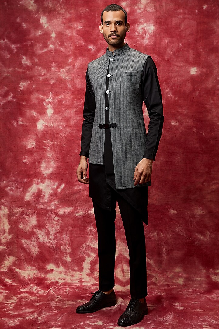 Grey Viscose Kurta Set With Bundi Jacket by Qbik Men