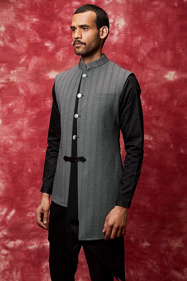 Grey Viscose Kurta Set With Bundi Jacket by Qbik Men at Pernia's Pop Up Shop