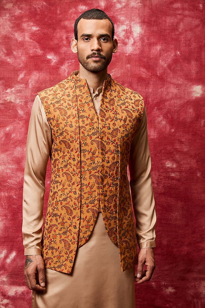 Mustard Kurta Set With Bundi Jacket by Qbik Men at Pernia's Pop Up Shop