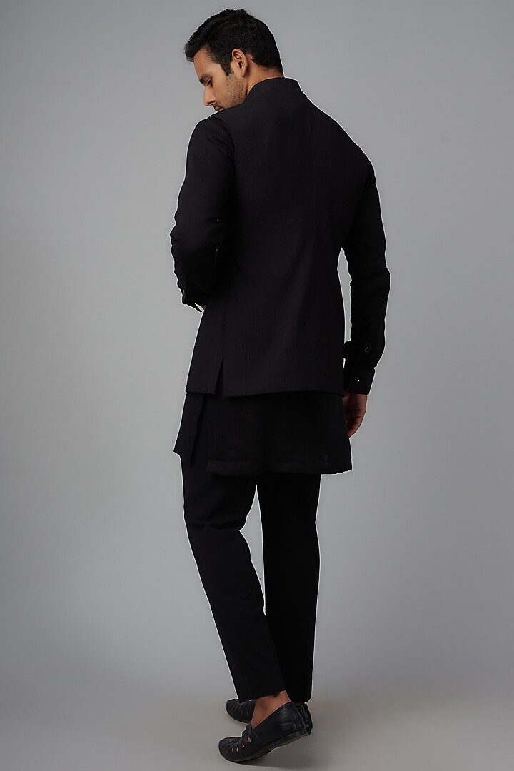 Black Pashmina Silk Embroidered Nehru Jacket Set by Qbik Men at Pernia's Pop Up Shop