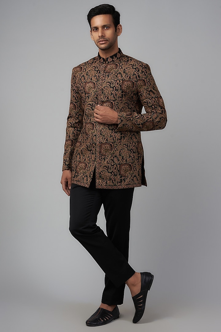 Black Pashmina Silk Embroidered Groom Bandhgala Set by Qbik Men at Pernia's Pop Up Shop